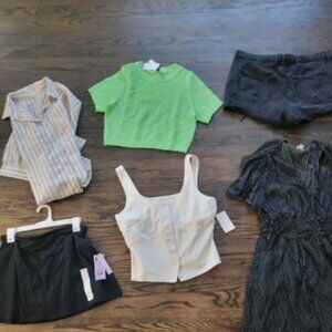 Good quality women clothing w tags TARGET + New - Over $100.00 worth of items.
